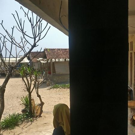 Hotel Kampoeng Drini Brono Exterior photo