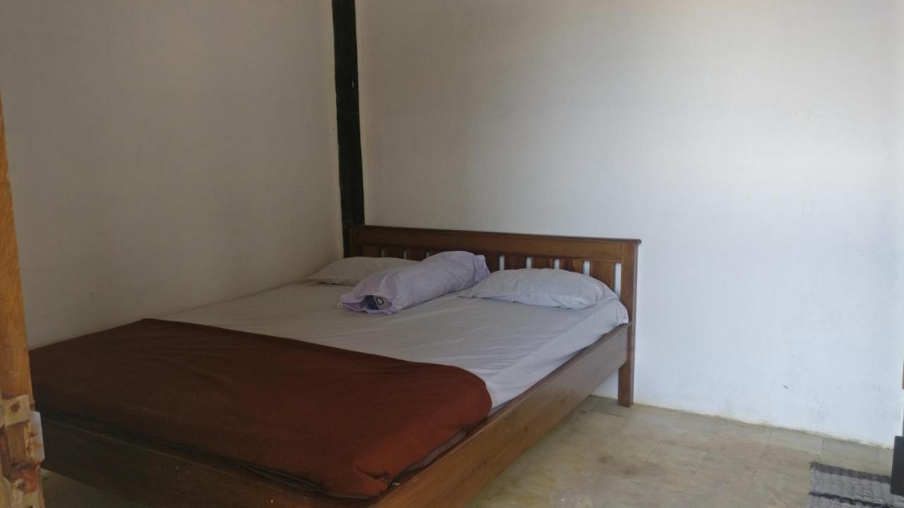 Hotel Kampoeng Drini Brono Exterior photo